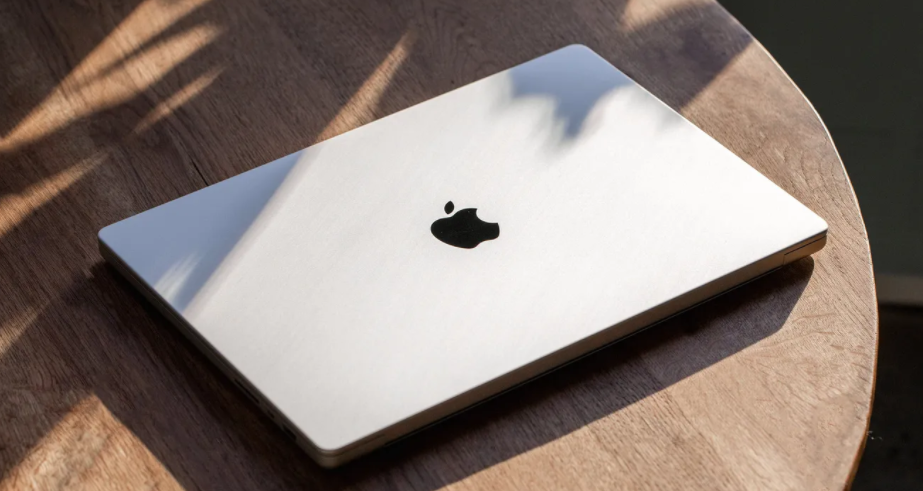 Обзор на MACBOOK PRO С M1 PRO И M1 MAX